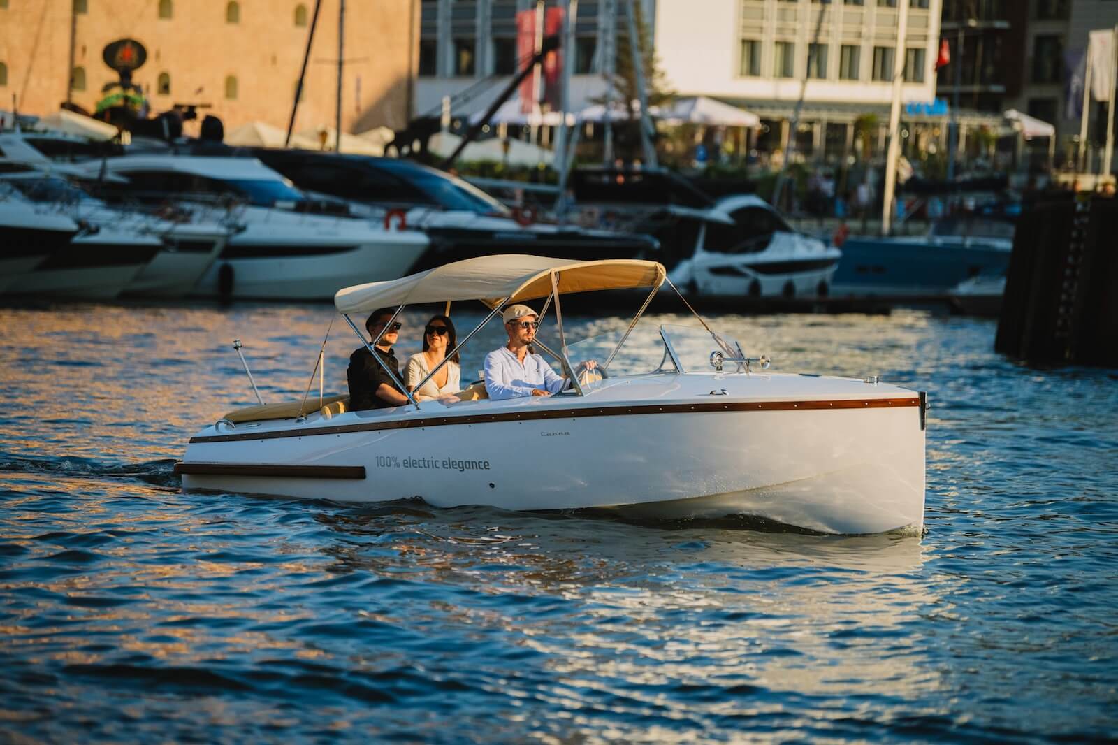 Classic boat, retro boat, Electric boat Canna one