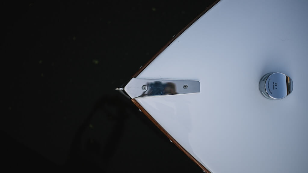electric boat, canna one, steel details