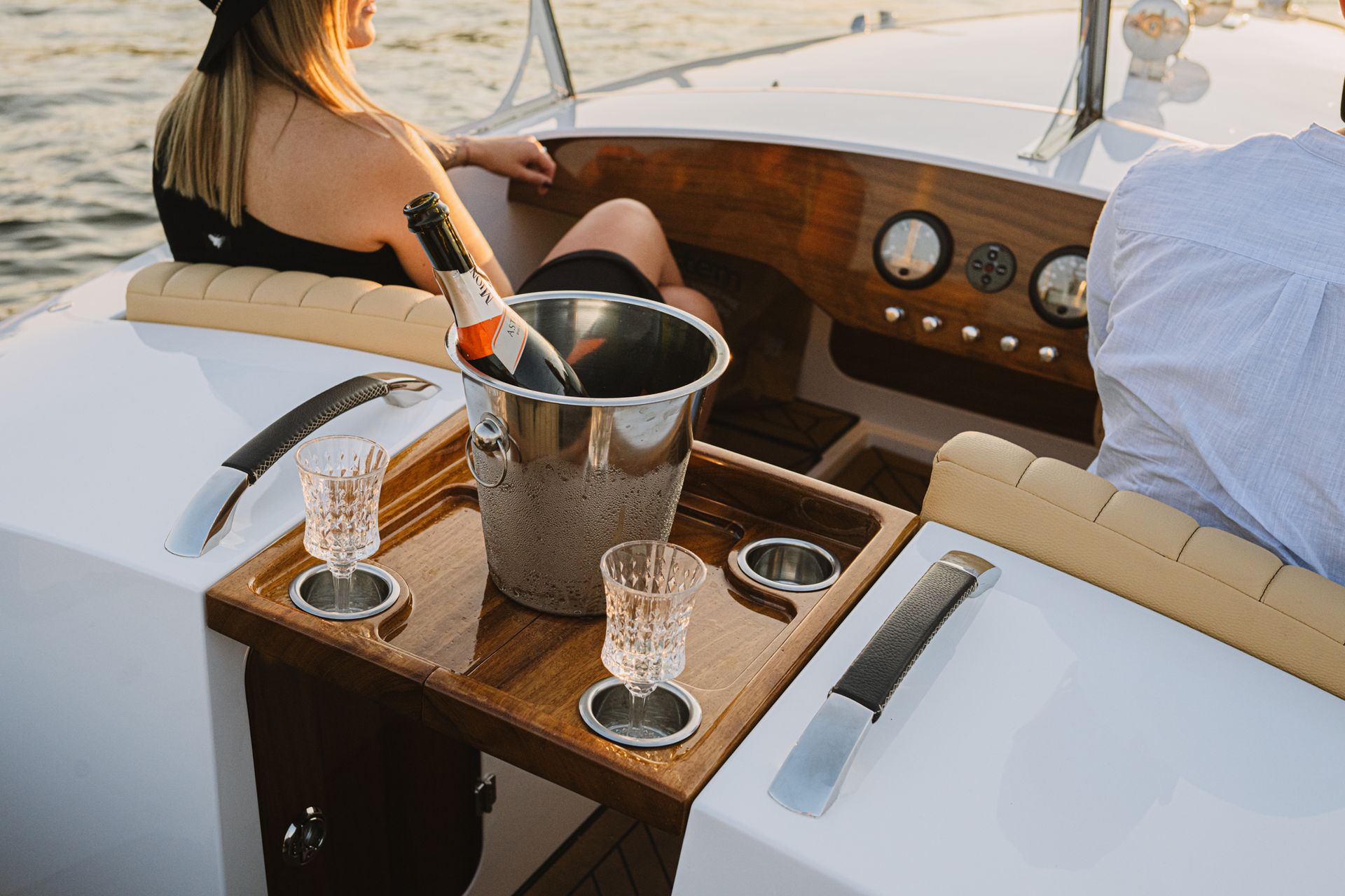 electric boat canna one