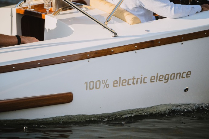 łódź elektryczna